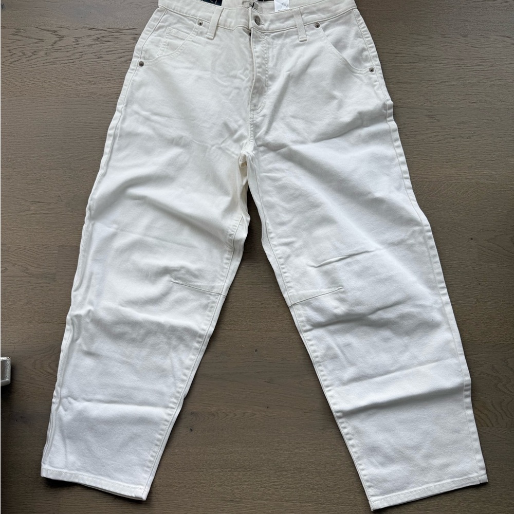 Banana Republic Factory Mid-Rise Barrel Jeans – Ecru/White – Size 30 / 10 (NWT)